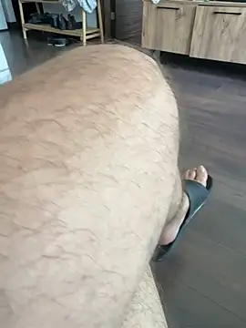 Snapshot of reslerkek31 chatting on 11/16/25, 07:03 reslerkek31 online show from 11/16/25, 07:03