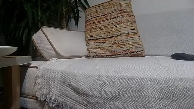 Snapshot of reslerkek31 chatting on 11/18/25, 08:35 reslerkek31 online show from 11/18/25, 08:35