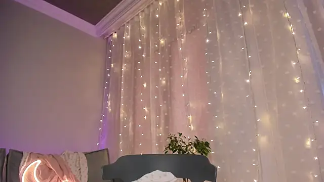 lina stones online show from 03/02/25, 01:38