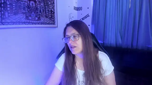 Snapshot of Ivette_Shaira chatting on 07/05/26, 12:56 Ivette Shaira online show from 07/05/26, 12:56