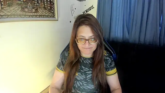 Snapshot of Ivette_Shaira chatting on 07/07/26, 12:09 Ivette Shaira online show from 07/07/26, 12:09