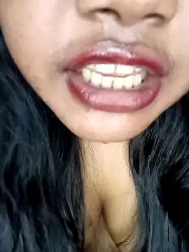 Hotlisa online show from 03/15/26, 06:08