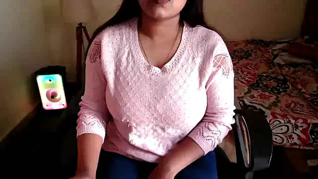 Snapshot of shivi_moto chatting on 01/18/25, 06:13 shivi moto online show from 01/18/25, 06:13