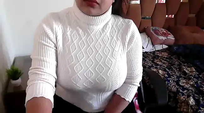 Snapshot of shivi_moto chatting on 02/13/25, 06:20 shivi moto online show from 02/13/25, 06:20