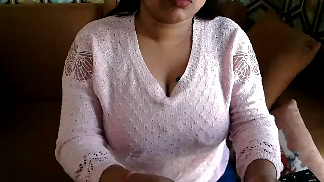 Snapshot of shivi_moto chatting on 03/08/25, 05:59 shivi moto online show from 03/08/25, 05:59