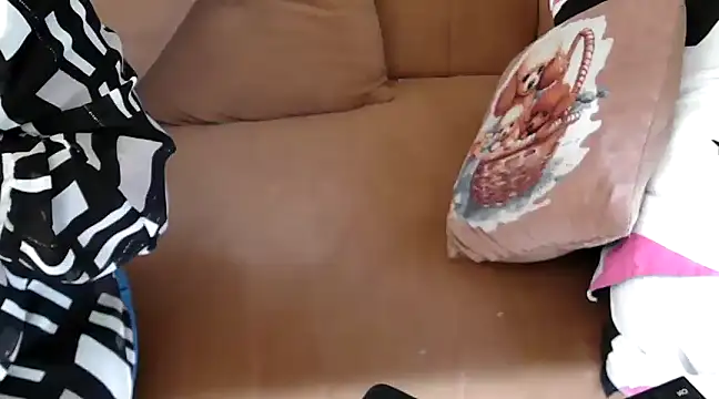 Snapshot of shivi_moto chatting on 03/21/25, 07:33 shivi moto online show from 03/21/25, 07:33