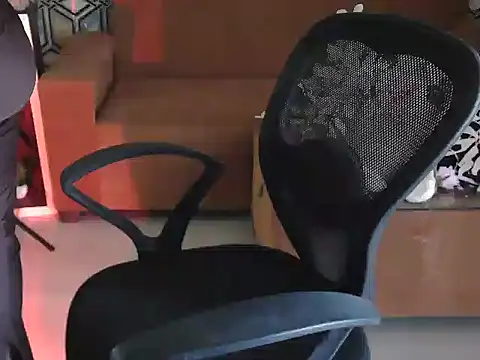 Snapshot of shivi_moto chatting on 10/04/25, 05:16 shivi moto online show from 10/04/25, 05:16