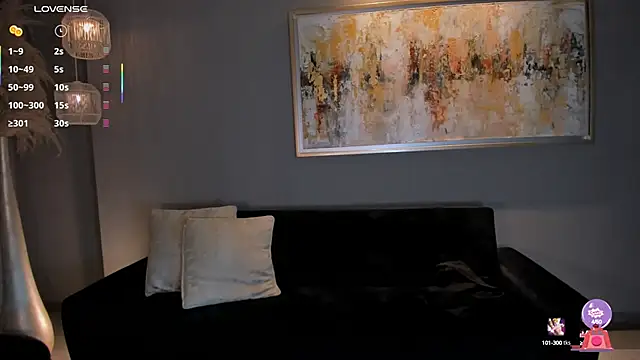 Snapshot of DannaCruz chatting on 02/13/25, 06:16 DannaCruz online show from 02/13/25, 06:16