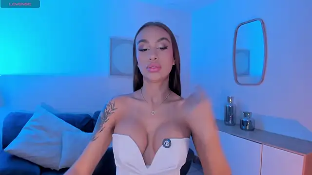 DannaCruz online show from 04/02/26, 07:33