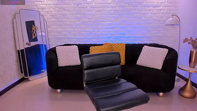 Snapshot of BiancaPierce chatting on 02/09/26, 11:25 BiancaPierce online show from 02/09/26, 11:25