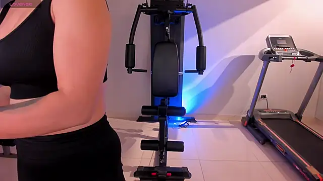 Snapshot of BiancaPierce chatting on 02/15/26, 11:52 BiancaPierce online show from 02/15/26, 11:52