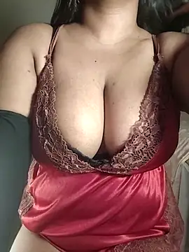 Snapshot of Hurrem_02 chatting on 09/20/25, 09:10 Hurrem 02 online show from 09/20/25, 09:10