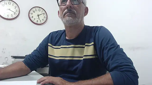 Snapshot of cenizo10124 chatting on 12/06/24, 10:08 cenizo10124 online show from 12/06/24, 10:08