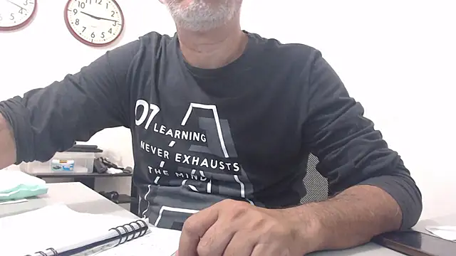 Snapshot of cenizo10124 chatting on 12/07/24, 02:13 cenizo10124 online show from 12/07/24, 02:13