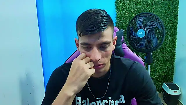 DEIBY BABY online show from 01/17/25, 04:49