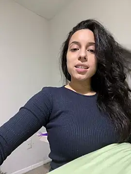 Snapshot of Natur4lBeautyb33 chatting on 12/08/24, 04:25 Natur4lBeautyb33 online show from 12/08/24, 04:25