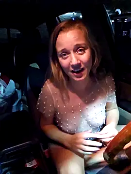 Snapshot of SkyelarSommer chatting on 03/02/25, 06:48 SkyelarSommer online show from 03/02/25, 06:48