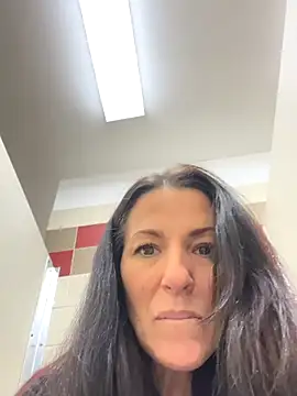 DominiqueX0 online show from 12/16/25, 09:31