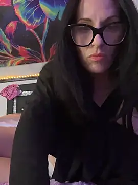 DominiqueX0 online show from 06/03/26, 04:59