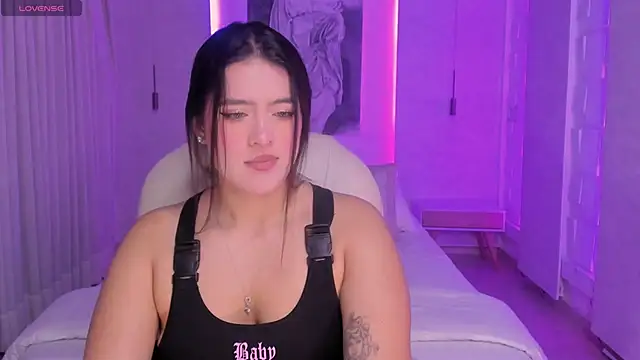 nathalie rivers online show from 11/07/25, 10:59