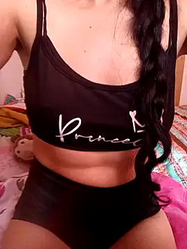 LissaThompsom online show from 01/30/25, 04:13