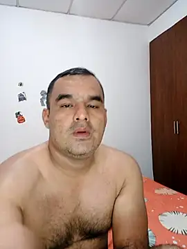 Snapshot of Angeelus2 chatting on 05/06/26, 11:32 Angeelus2 online show from 05/06/26, 11:32