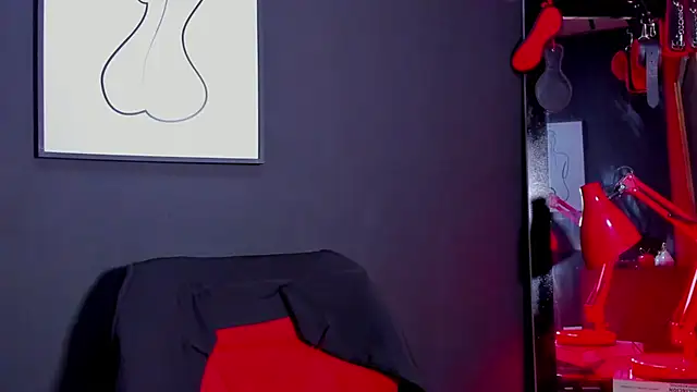 Tamarahryan online show from 05/20/26, 04:24