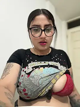 croftsmila online show from 02/27/25, 04:20