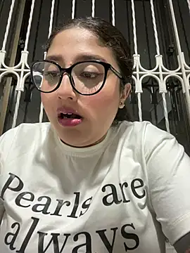 croftsmila online show from 04/11/26, 11:53