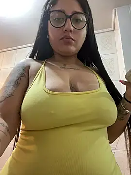 Snapshot of croftsmila chatting on 06/19/26, 11:52 croftsmila online show from 06/19/26, 11:52