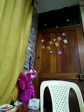 Snapshot of WanOn3Fanny chatting on 02/23/25, 10:28 WanOn3Fanny online show from 02/23/25, 10:28