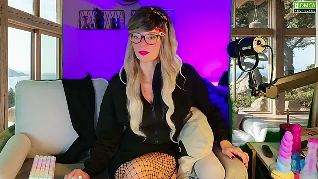 Kittychatte online show from 09/13/25, 09:20