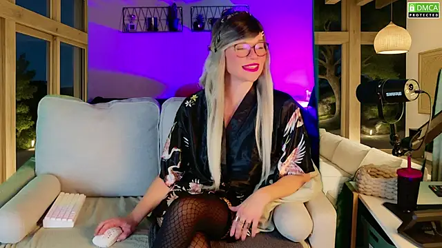 Kittychatte online show from 10/09/25, 07:34