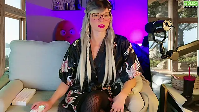 Kittychatte online show from 10/12/25, 09:41