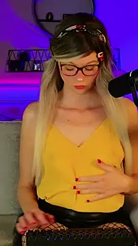 Kittychatte online show from 05/19/26, 12:55