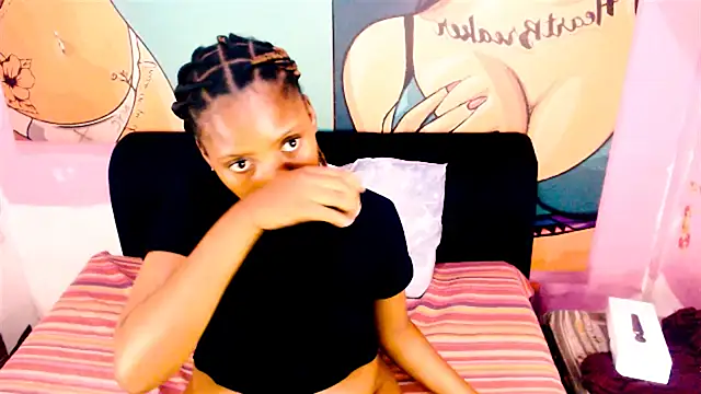 Snapshot of EroticDesiresxxx chatting on 10/14/25, 05:14 EroticDesiresxxx online show from 10/14/25, 05:14