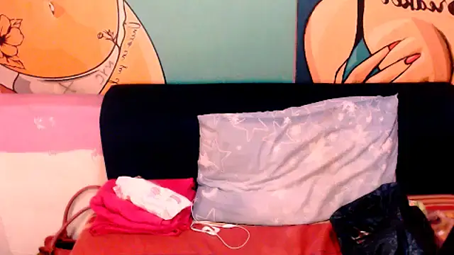 Snapshot of EroticDesiresxxx chatting on 10/19/25, 11:44 EroticDesiresxxx online show from 10/19/25, 11:44