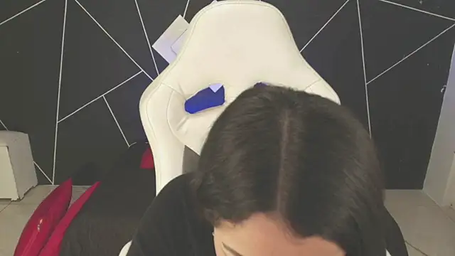 farichell online show from 09/18/25, 08:55