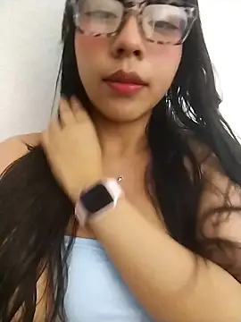 Snapshot of Umaru_uwu chatting on 12/01/25, 08:52 Umaru uwu online show from 12/01/25, 08:52