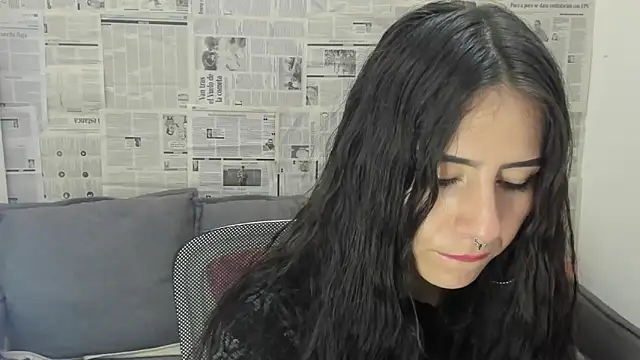 Mhelanny2 online show from 01/15/25, 11:43