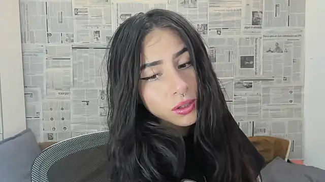 Mhelanny2 online show from 01/15/25, 06:40