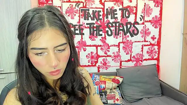 Mhelanny2 online show from 02/22/25, 11:13