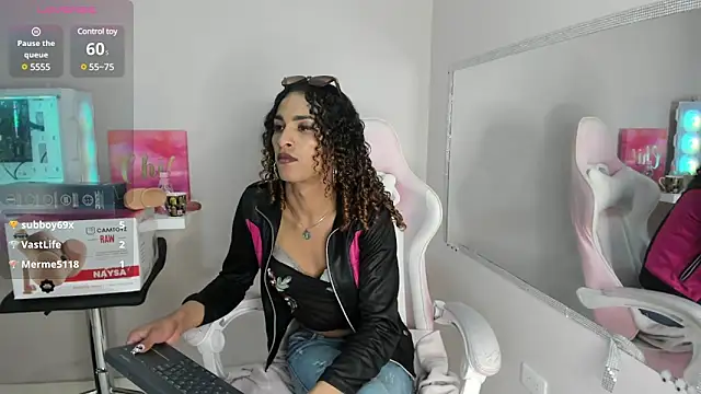 Snapshot of StefanyMiler chatting on 03/22/25, 07:36 StefanyMiler online show from 03/22/25, 07:36