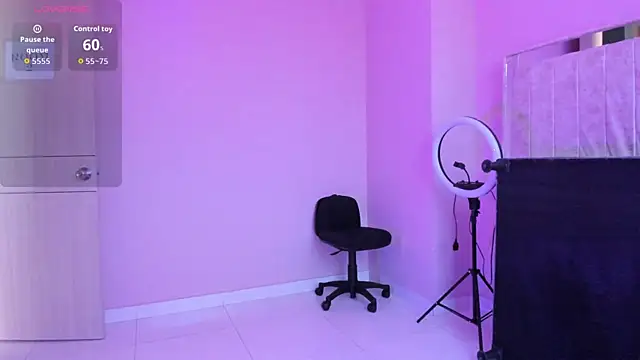 Snapshot of StefanyMiler chatting on 09/25/25, 08:34 StefanyMiler online show from 09/25/25, 08:34