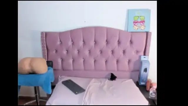 Snapshot of StefanyMiler chatting on 11/12/25, 05:35 StefanyMiler online show from 11/12/25, 05:35