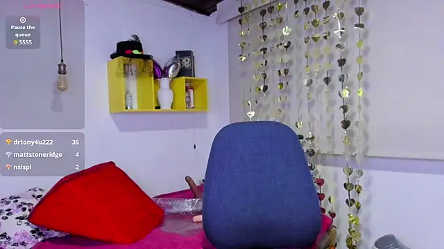 yasmin goldenst online show from 01/03/25, 10:40