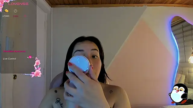 cristal  hot 1 online show from 06/19/26, 05:34