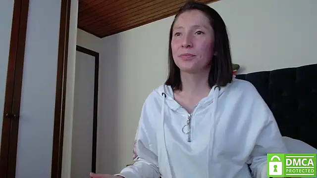 Sophi Cute online show from 12/29/24, 07:32