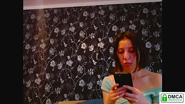 Sophi Cute online show from 06/02/26, 01:35