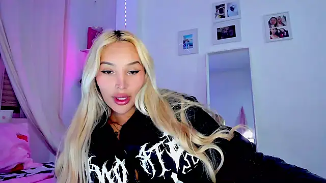  viioletweekend  online show from 02/16/26, 08:38